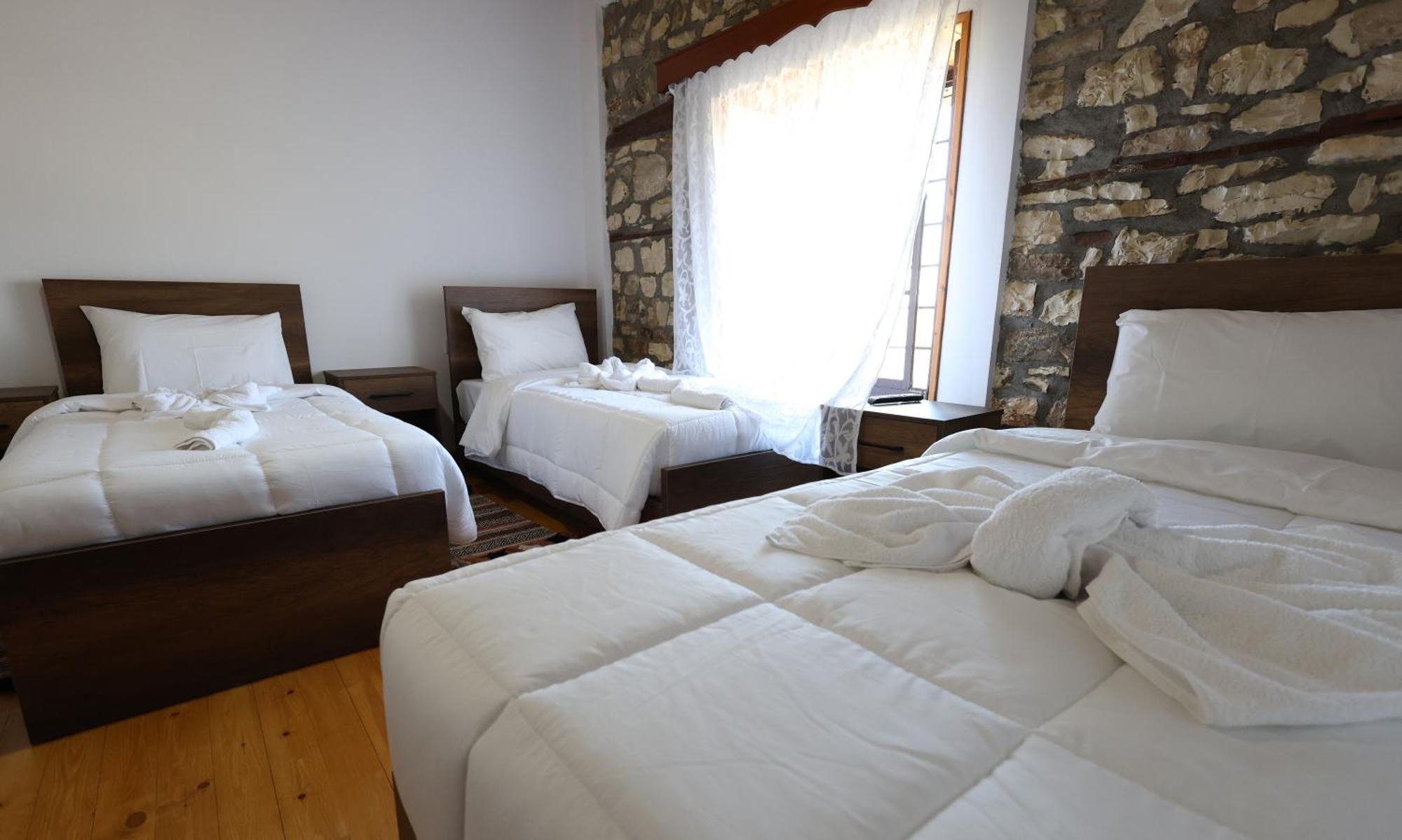 Villa Shpiragu Village Experience Berat Esterno foto