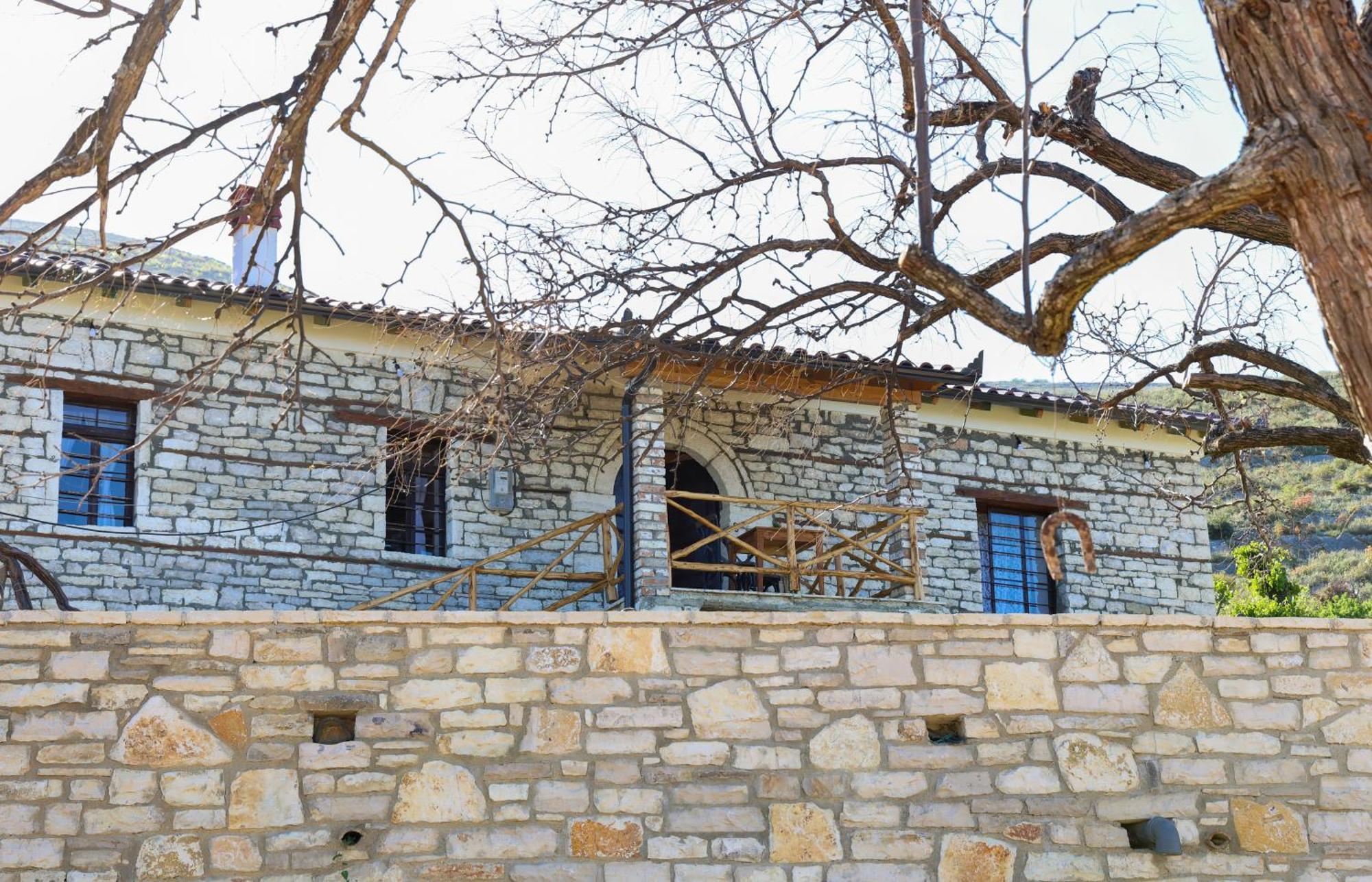 Villa Shpiragu Village Experience Berat Esterno foto