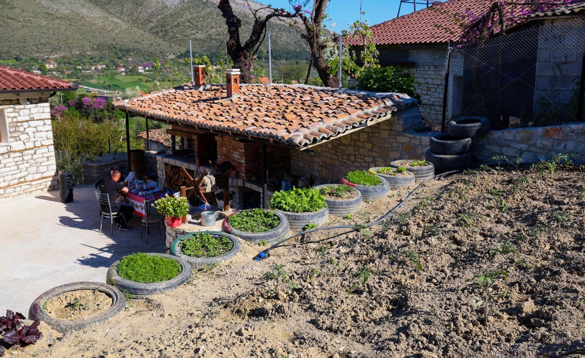 Villa Shpiragu Village Experience Berat Esterno foto